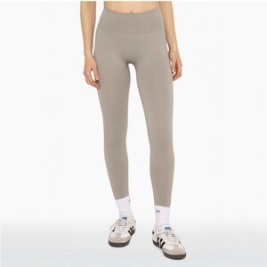 SET Active Taupe Sculptflex Leggings